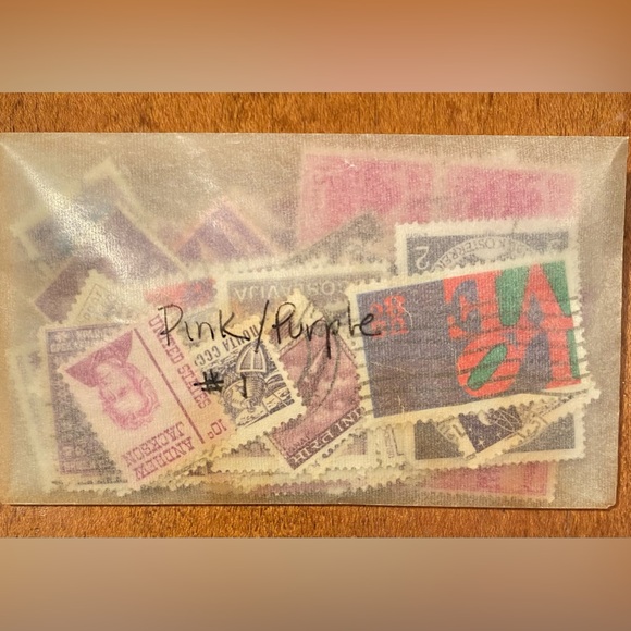 Vintage international & USA Postal Stamps - over 100 postmarked. Pink/Purple#1 - Picture 7 of 7